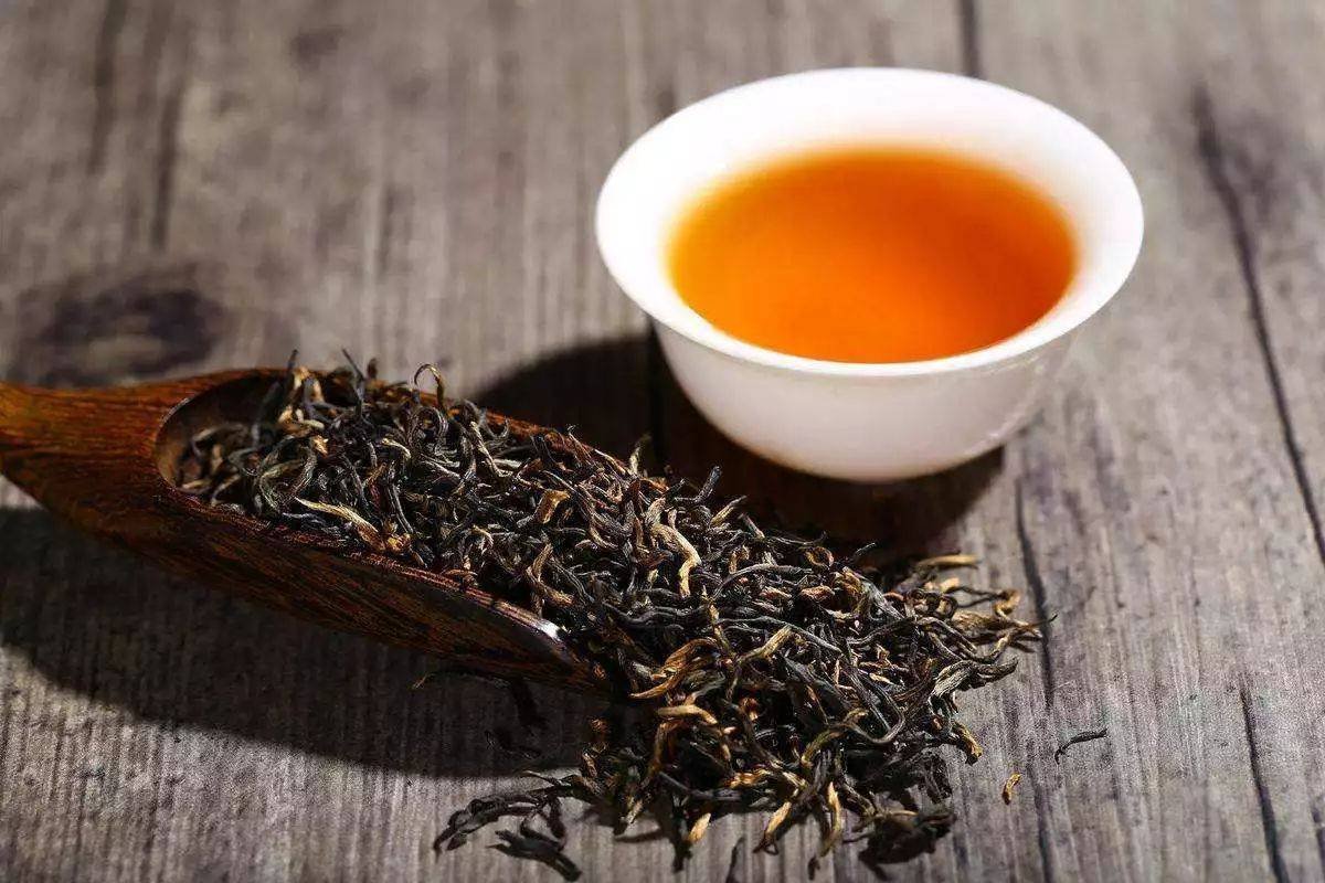 The Health Benefits of Black Tea: A Comprehensive Guide 1